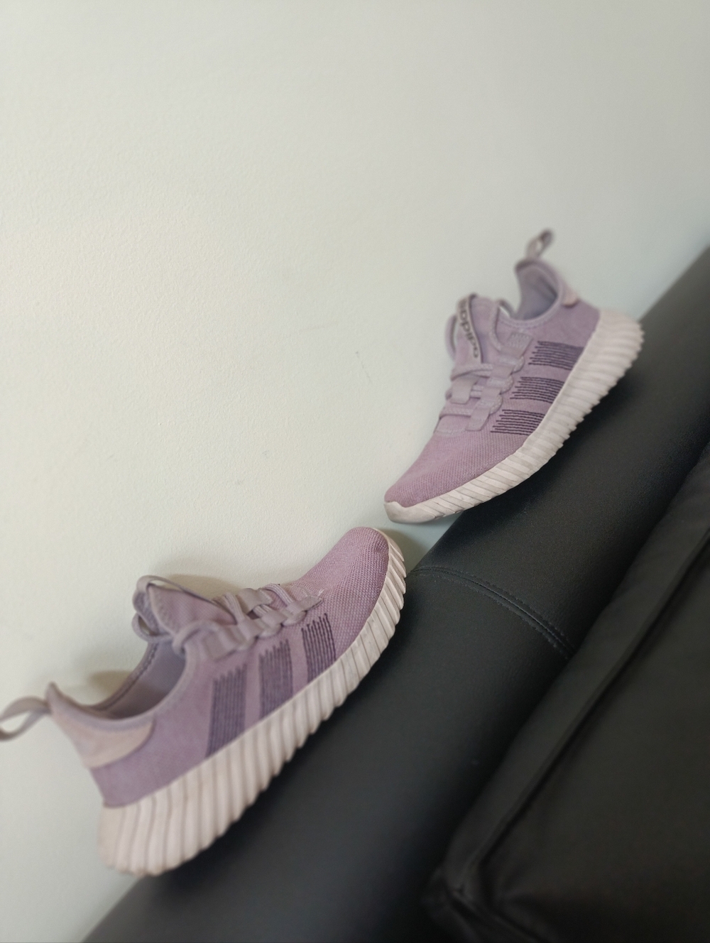 Adidas Kaptir Flow Sneakers Athletic Shoes Size 9 Lavender - Picture 12 of 16